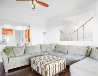 Spacious 3BR Villa w Mountain Views, 2 Patios & Private Garage Near Scottsdale - 4