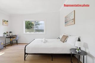 Well-Situated Double Room Near Hurstville Station - Shared Bathroom & Kitchen - 6