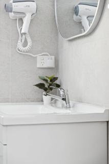 Well-Situated Single Room Near Hurstville Station - Shared Bathroom & Kitchen - 3