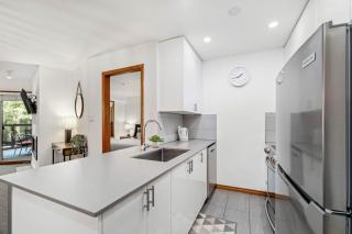 Ski In Ski Out Apartment w Pool and Hot Tub by Harmony Whistler - 2