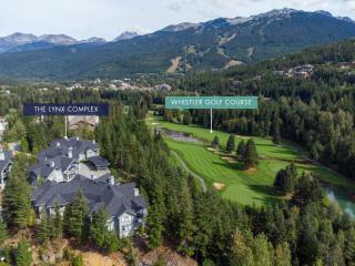 Top Floor Suite with Mountain Views by Harmony Whistler - 7