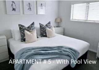 Stay n Play n Russell - Russell - 5