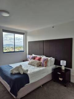 Brisbane CBD Dual Key – Pool, Gym & Parking - 4