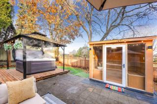 Serene Japanese Retreat w Sauna & Hot Tub Escape - 3