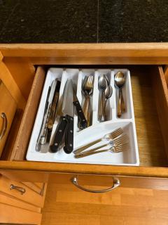 The Barbour Street Retreat 3 BD 2 BA House Downtown - 5