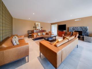 Charming Rural Retreat - 9