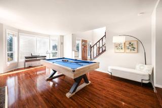 Stylish 4BR retreat with pool & year-round hot tub - 6