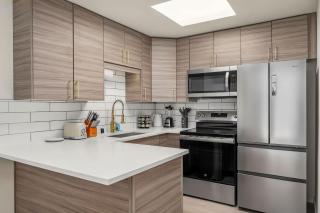 Brand New 2BR Condo in Queen Anne Walk to Space Needle - 8