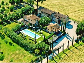 Apartment near Lake Trasimeno with Pool - 2