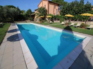 Apartment near Lake Trasimeno with Pool - 1