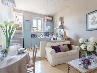 Apartment in Lucca with Panoramic Terrace - Lucca - 9