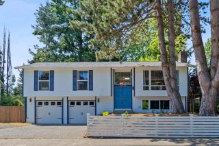 Chic Kirkland Home Overlooking Windsor Vista Park - 5