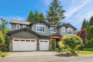 Bellevue DT Luxurious 5BR Mansion Walk to QFC - 0