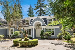 Medina Elegant 5BR Mansion Lake Park & Bellevue DT - 4