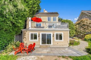 Queen Anne Basement Sun Soaked Yard Elliott bay - 4