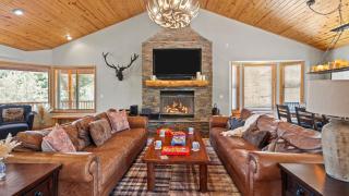 Linaker Lodge by AvantStay Gorgeous Cabin in Big Bear w Views - 7