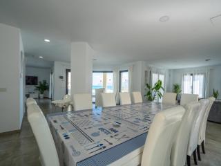 Son Serra Paradise, Beachfront Villa - 8