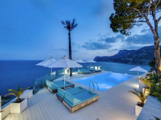 Villa in Ibiza with Infinity Pool and Sea Views - Es Cubells - 3