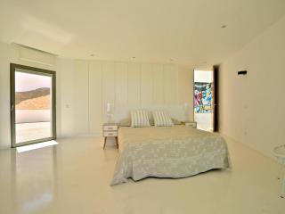 Villa in San Jose with Infinity Pool and Bay Views - Es Cubells - 6