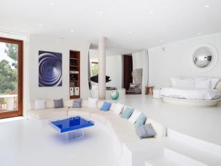 Villa in Ibiza with Infinity Pool and Sea Views - Sant Josep de sa Talaia - 9