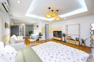 Paradise Ton Duc Thang by Luxe Hospitality - 9