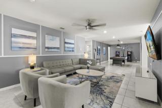 Hacienda Miranda 10 BD Located 2 Miles from Disney - 1