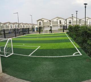 Casa con 3 Habitaciones en Zona Residencial -  - 3