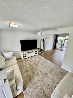 Isle Of Palms Resort - 4