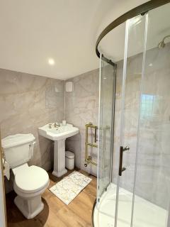 Wild Meadow Cottage - Countryside Views and King Bed - 6