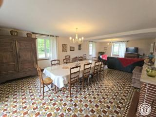 Grande maison avec piscine privée, parking et animaux acceptés - FR-1-616-505 - 8