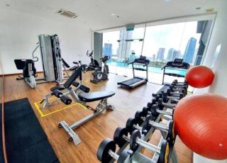 One Bedroom with Living and Kitchen at High Floor - Singapore View - 2