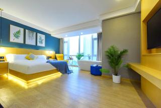 Sunny高空江景酒店 -重庆解放碑洪崖洞店 - 6