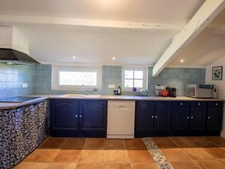 Maison sur 8 hectares, randonnées, piscine partagée - FR-1-616-535 - 1