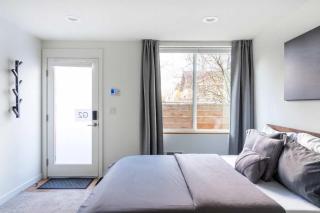 Stylish Studio in Columbia City Seattle - 4