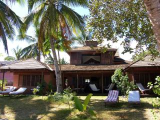 Residence Tsara Vintana - Ambatoloaka - 0