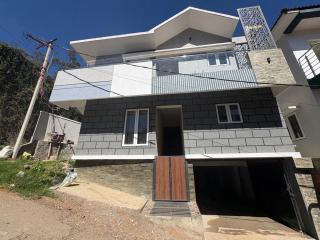 Snuggle Stay Ooty by Avkanz - Premium 3 BHK Home For Family - 6