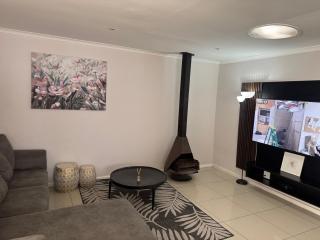 Canary Guest house - 4