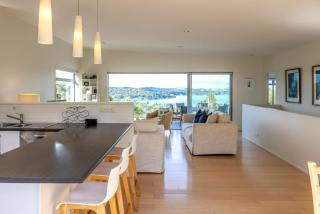 Wakainga - Stay Waiheke - Blackpool - 1