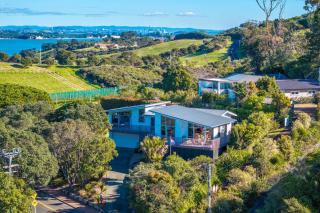 Oneroa Vines and Views- Stay Waiheke - 4