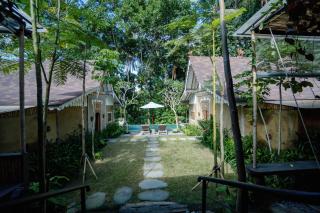 Sacred Jewel by GenuineHost - 4