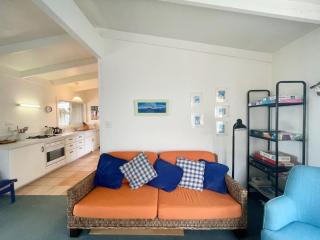 Genuine Kiwi Bach- Stay Waiheke - Oneroa - 5