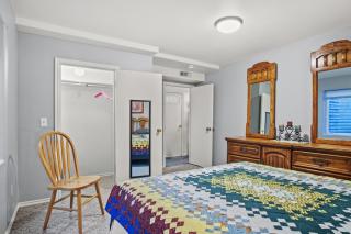 3BR Home • Near Maverik Center & Valley Fair - 6