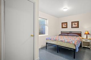 3BR Home • Near Maverik Center & Valley Fair - 5