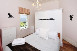 Crescent Villa - Stay Waiheke - Ostend - 2