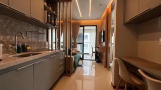 Charmoso apto com varanda próximo a Barra - 8