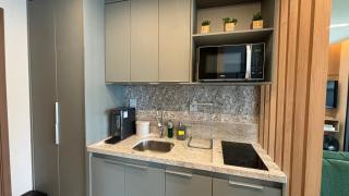 Charmoso apto com varanda próximo a Barra - 5