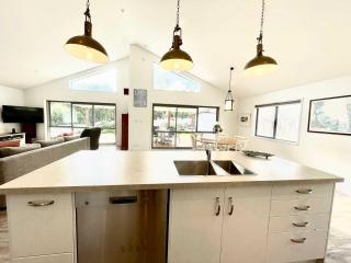 Getaway Waiheke- Stay Waiheke - 2