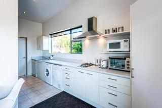 Delamore Cove - Kauri - Stay Waiheke - 1