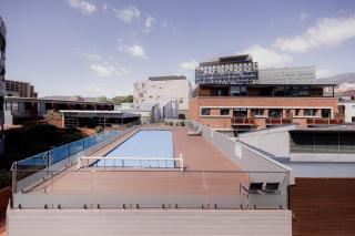 Heart of Hobart | CBD Apartment & Parking - 4