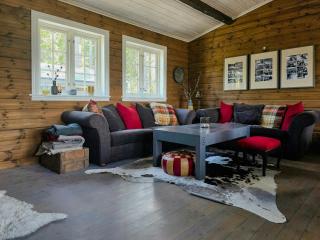 Mountain Cabin With Views Of Bonsenås - 2